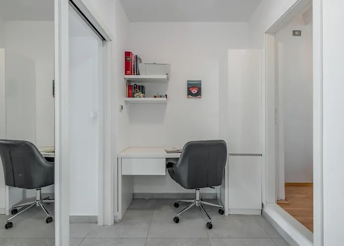 Modern Marija With The Balcony And The Sea View Appartamento