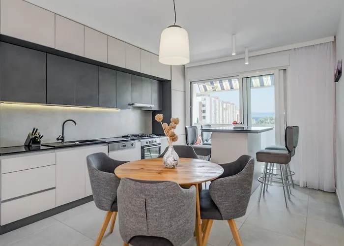 Modern Marija With The Balcony And The Sea View Appartamento Spalato