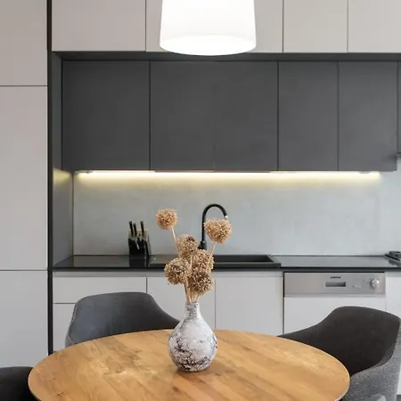 Modern Marija With The Balcony And The Sea View شقة سبليت