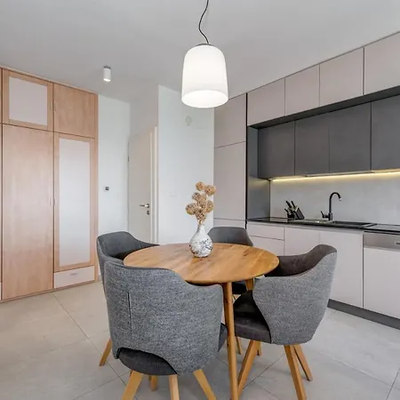 Апартаменты Modern Marija With The Balcony And The Sea View